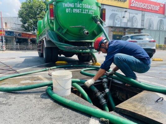 công ty hút bể phốt tại Sóc Sơn chuyên nghiệp